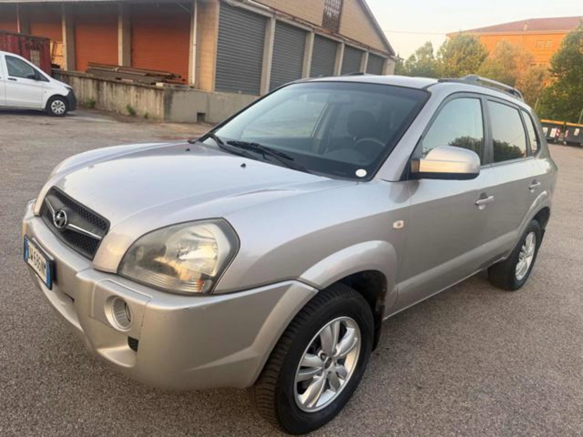 Hyundai Tucson 2.0 CVVT 16V BlueDrive GPL Dynamic (18)