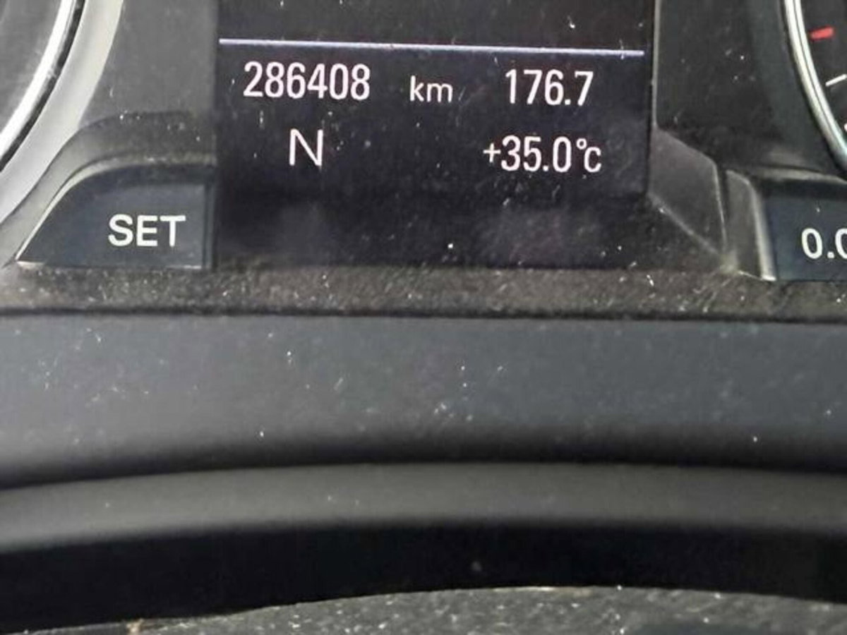 Audi A4 Avant 2.0 TDI 143CV F.AP. (12)
