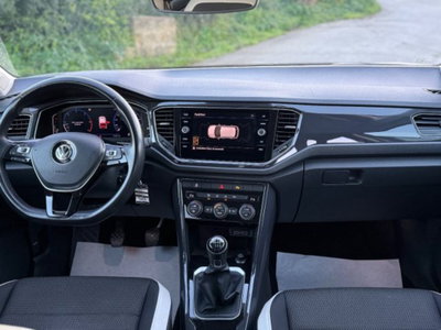 Volkswagen T-Roc 1.6 TDI SCR Advanced BlueMotion Technology (14)