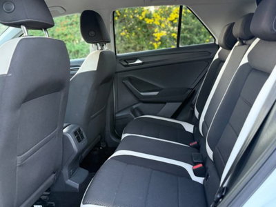 Volkswagen T-Roc 1.6 TDI SCR Advanced BlueMotion Technology (17)