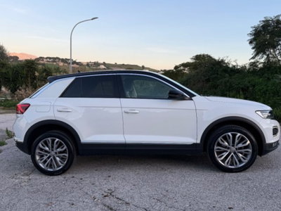 Volkswagen T-Roc 1.6 TDI SCR Advanced BlueMotion Technology (9)