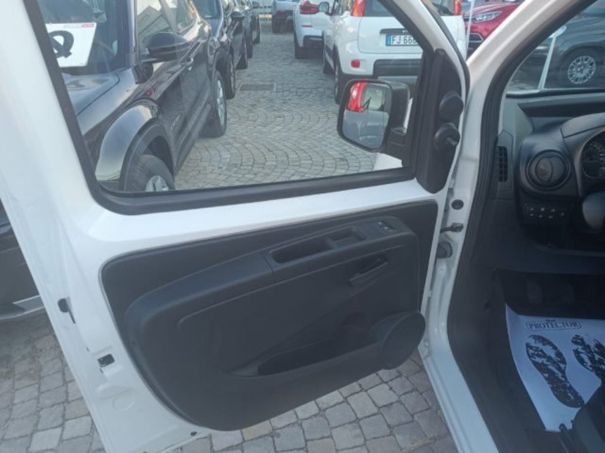 Fiat Qubo 1.4 8V 77 CV Easy Natural Power (16)
