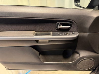 Suzuki Grand Vitara 1.9 DDiS 3 porte Offroad (11)
