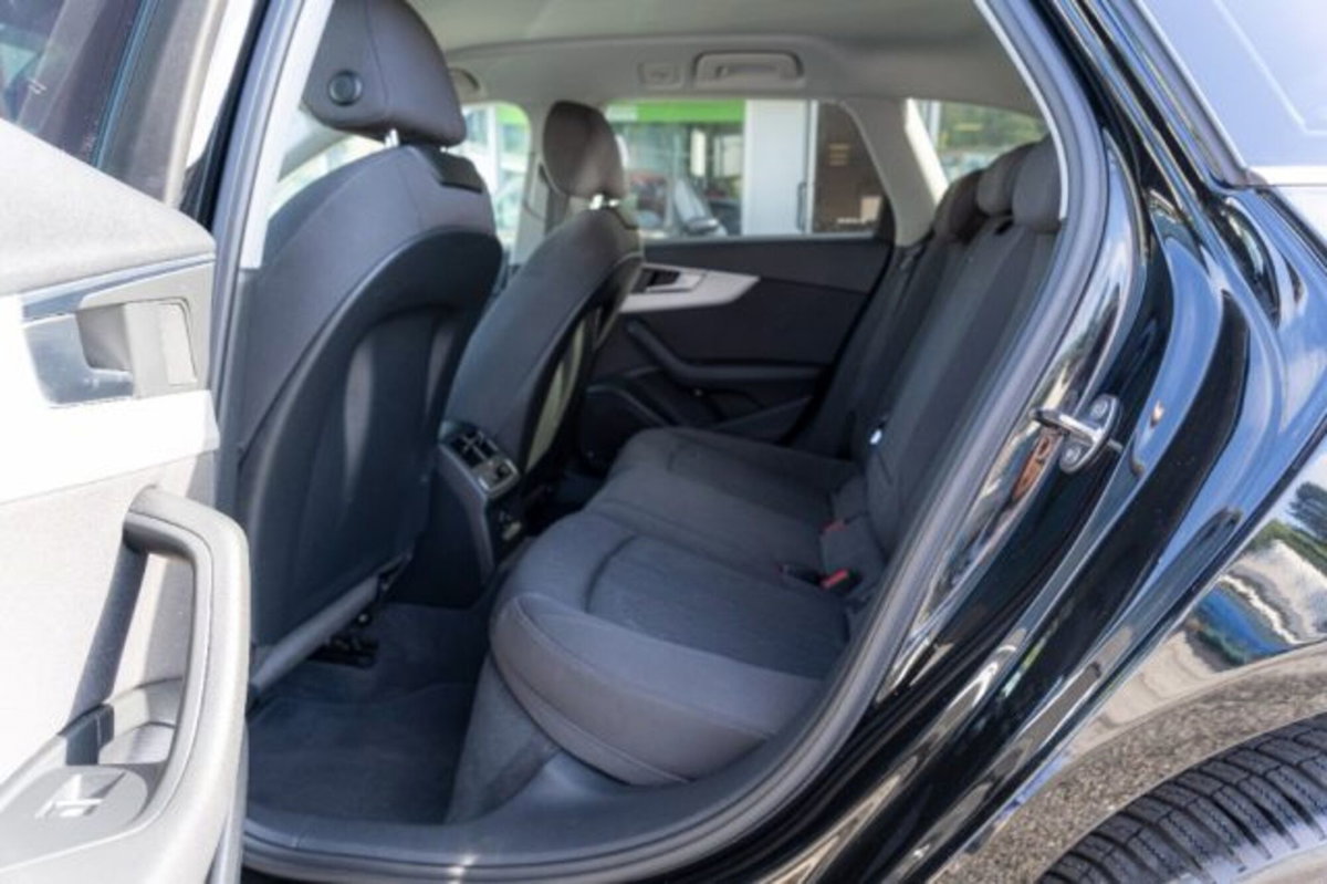 Audi A4 Avant 35 TDI/163 CV S tronic S line edition (17)