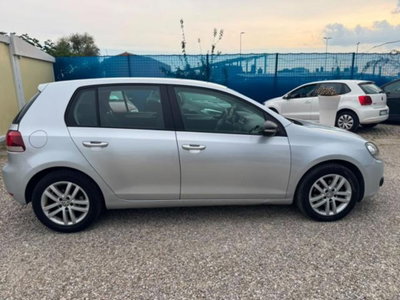Volkswagen Golf 1.6 TDI DPF 5p. Highline (4)