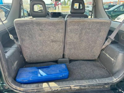 Suzuki Jimny 1.3i 16V cat 4WD JLX (13)