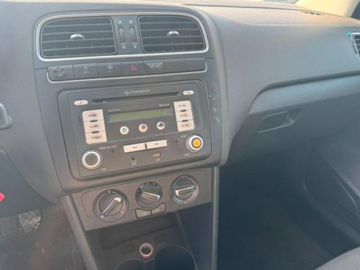 Volkswagen Polo 1.2 70 CV 5p. Comfortline (10)
