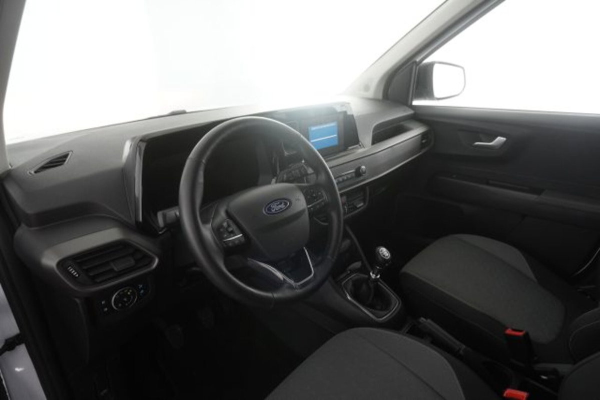 Ford Tourneo Courier 1.0 ecoboost 125cv Titanium powershift (9)