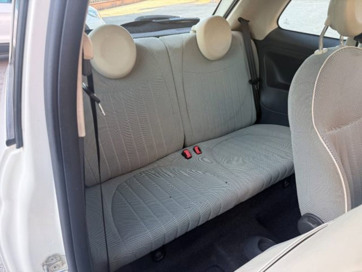 Fiat 500 1.3 Multijet 16V 95 CV Lounge (16)