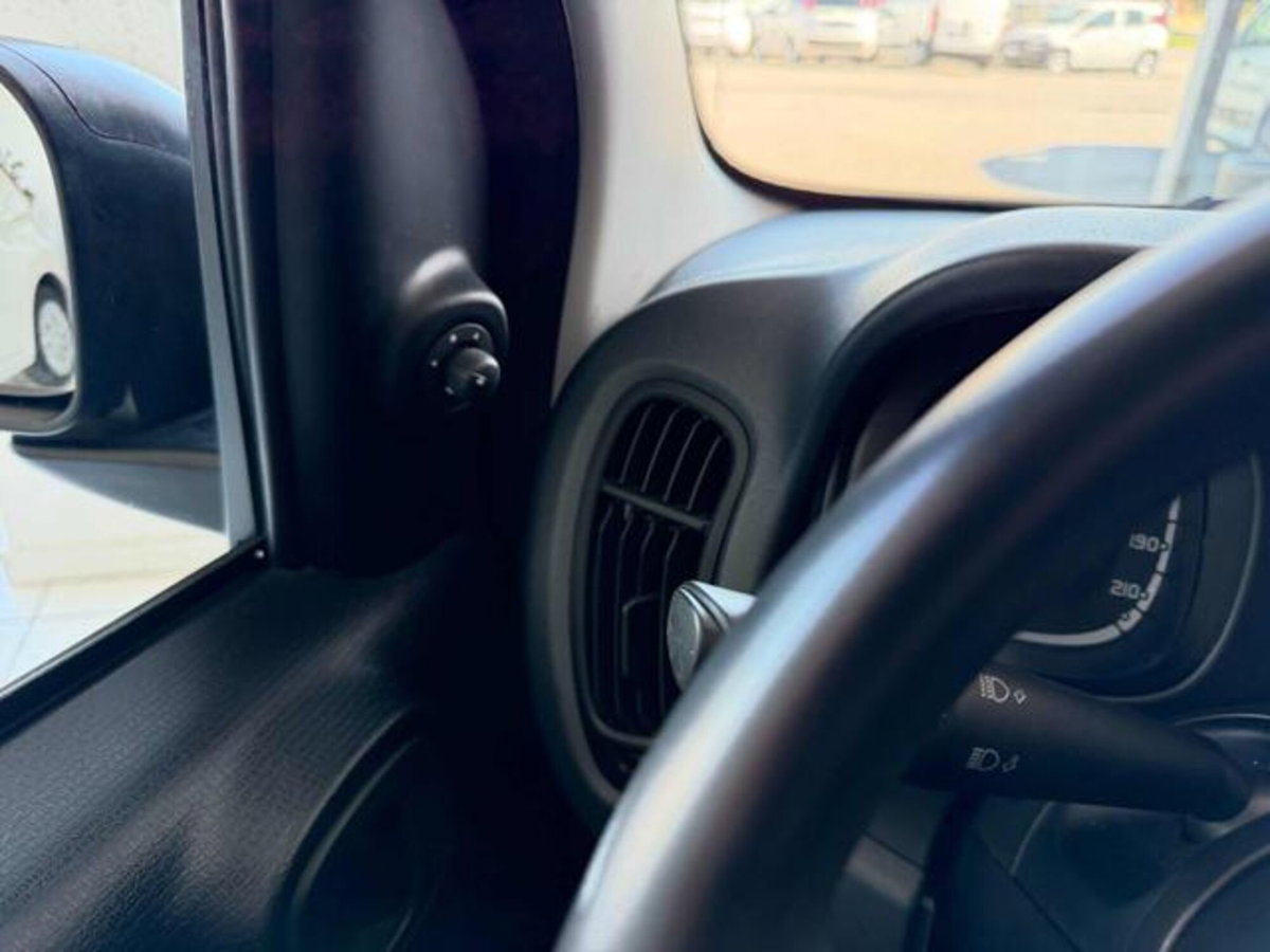 Fiat Panda 1.0 firefly hybrid s&s 70cv 5p.ti (11)
