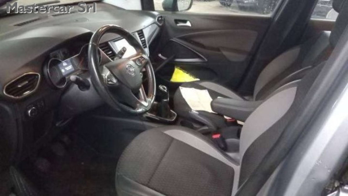 Opel Crossland X 1.2 12V Innovation (8)