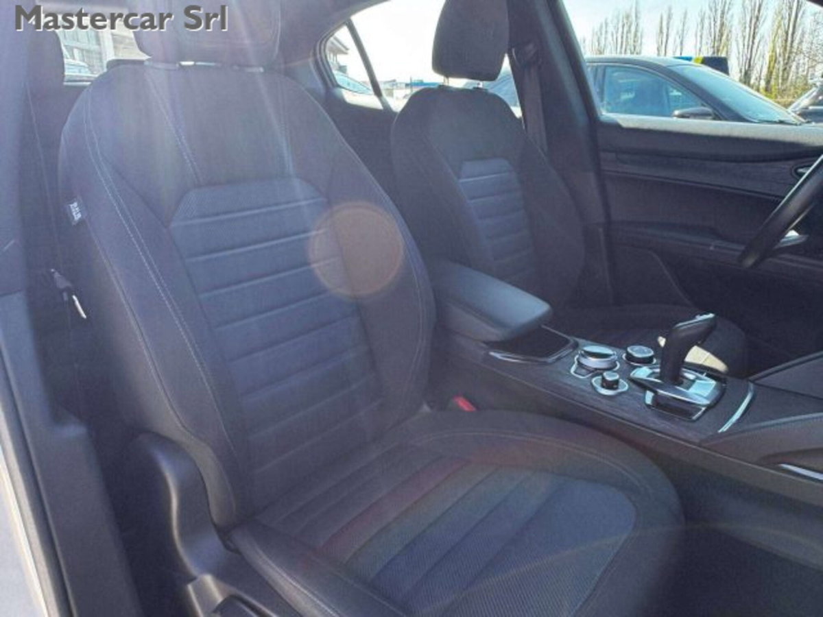 Alfa Romeo Stelvio 2.2 t Veloce Q4 210cv auto (11)
