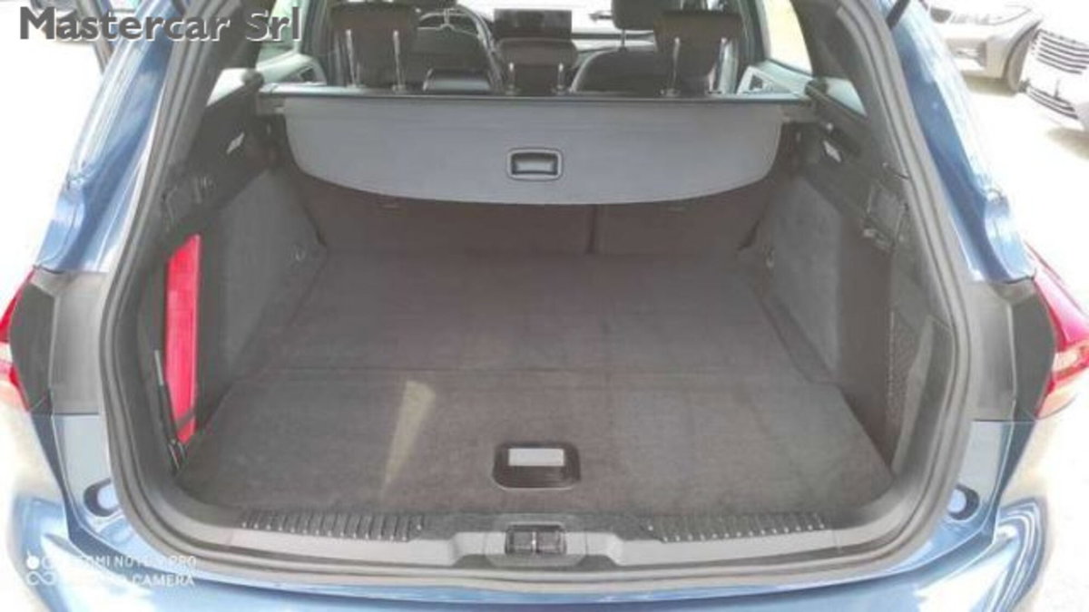 Ford Focus Station Wagon 1.0 EcoBoost Hybrid 125 CV SW ST-Line Design (14)