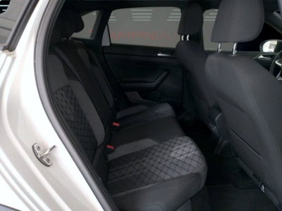 Volkswagen Taigo 1.0 tsi R-Line 115cv (18)
