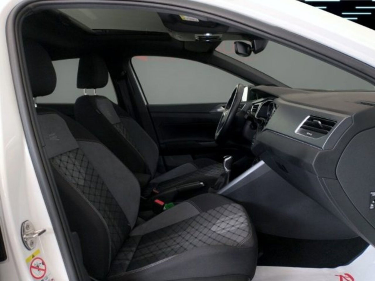 Volkswagen Taigo 1.0 tsi R-Line 115cv (19)