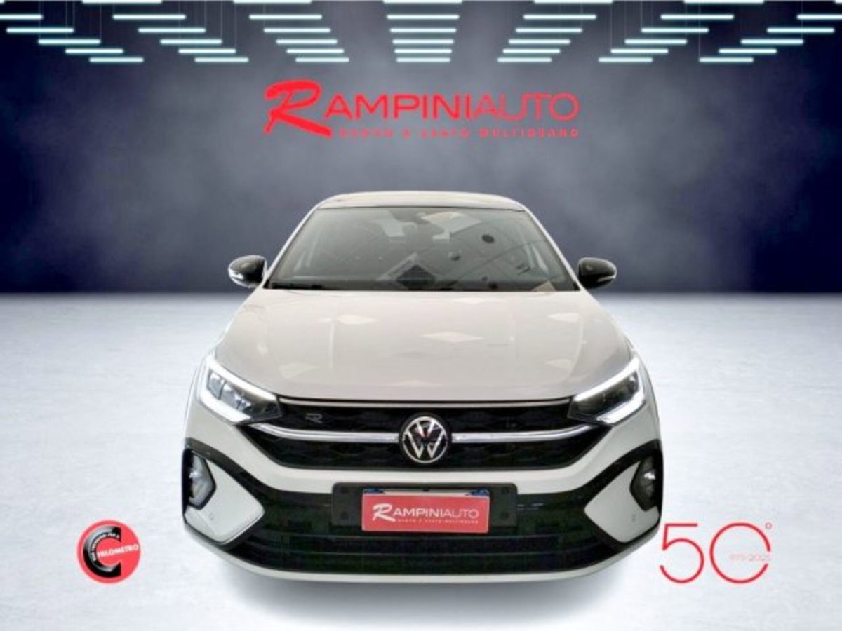 Volkswagen Taigo 1.0 tsi R-Line 115cv (3)