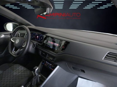 Volkswagen Taigo 1.0 tsi R-Line 115cv (19)