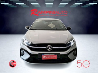 Volkswagen Taigo 1.0 tsi R-Line 115cv (3)