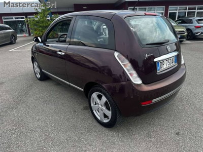 Lancia Ypsilon 1.2 Oro Plus (2)