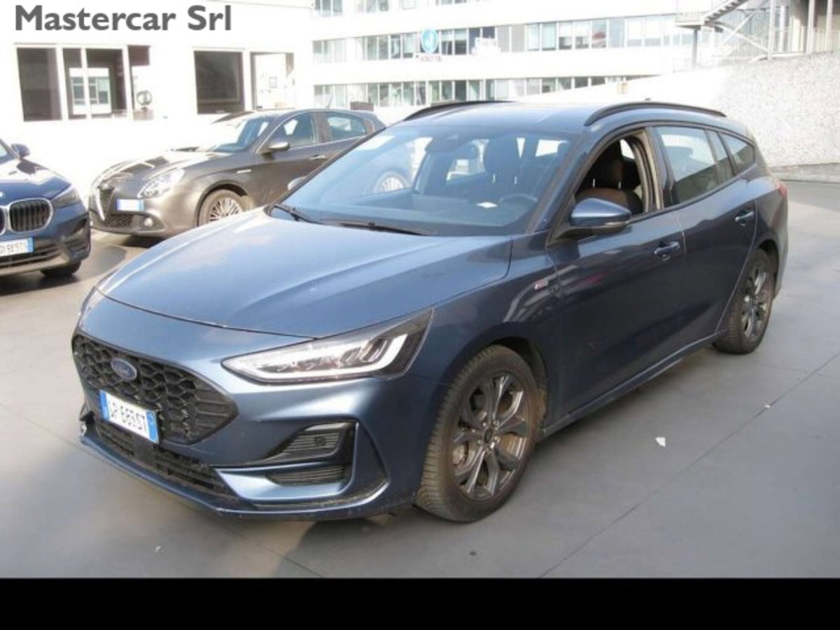Ford Focus Station Wagon 1.0 EcoBoost 125 CV automatico SW ST-Line (2)