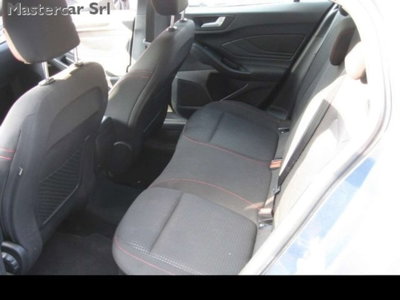 Ford Focus Station Wagon 1.0 EcoBoost 125 CV automatico SW ST-Line (7)