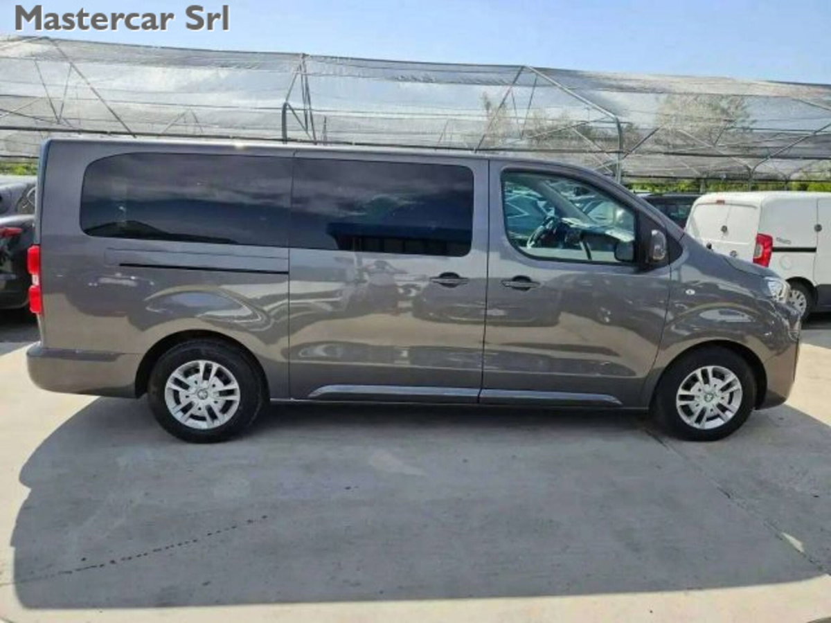 Peugeot Traveller BlueHDi 150 S&S Long Business (7)