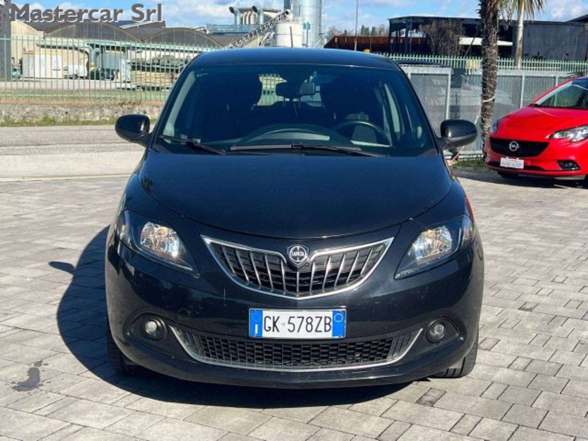 Lancia Ypsilon 1.0 FireFly 5 porte S&S Hybrid Ecochic Gold (5)