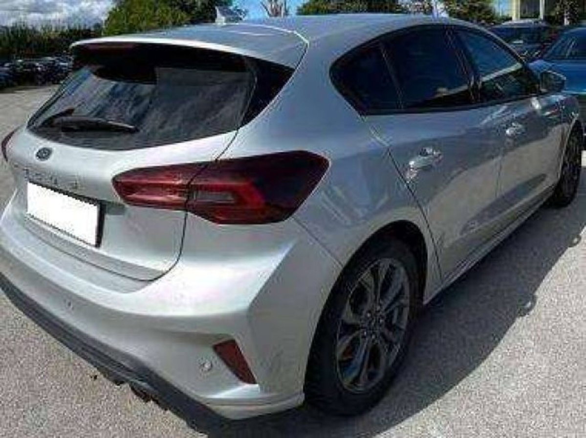 Ford Focus 1.0t ecoboost h ST-Line 155cv powershift (4)