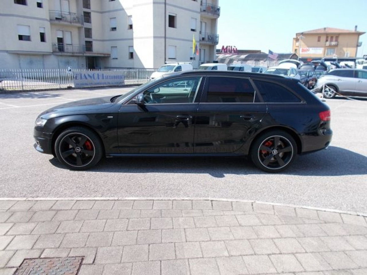Audi A4 Avant 2.0 TDI 143 CV F.AP. multitronic (4)