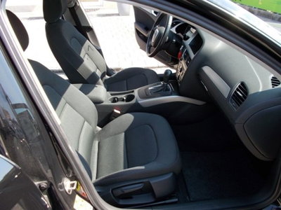Audi A4 Avant 2.0 TDI 143 CV F.AP. multitronic (8)