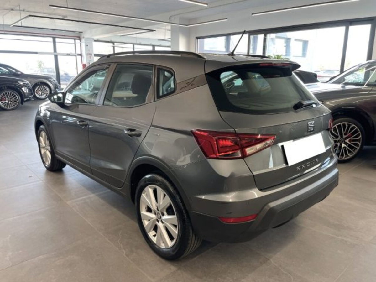 SEAT Arona 1.0 ecotsi Style 95cv (6)