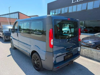 Opel Vivaro Furgone 27 2.0 CDTI 120CV PC-TN Combi 9 posti Easytronic Fap (4)