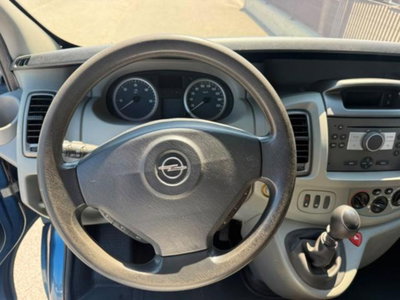 Opel Vivaro Furgone 27 2.0 CDTI 120CV PC-TN Combi 9 posti Easytronic Fap (6)