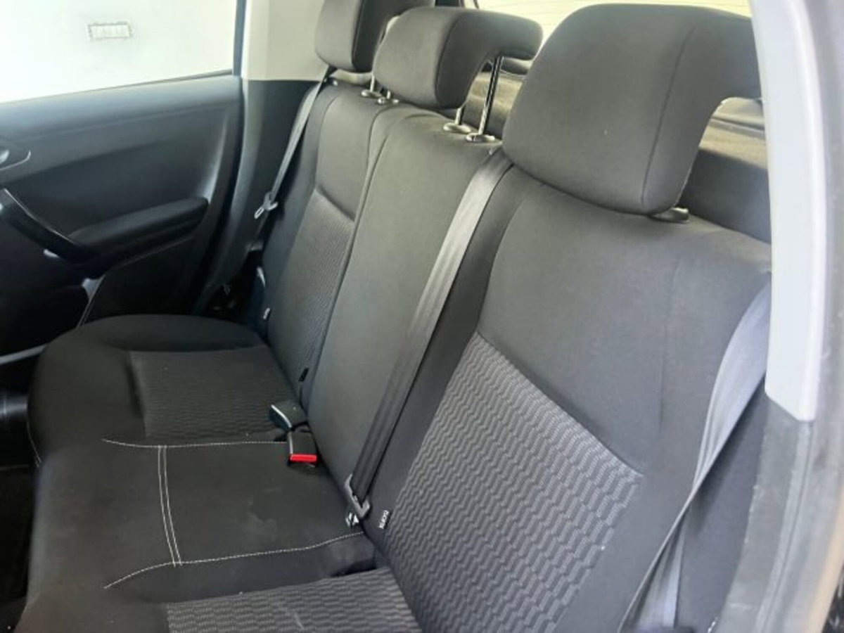 Peugeot 208 75 5 porte Active (15)