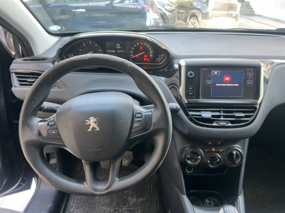 Peugeot 208 75 5 porte Active (19)