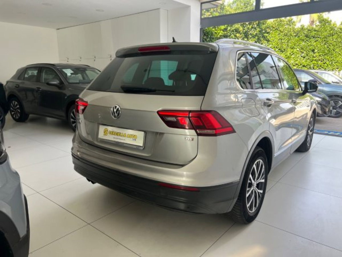 Volkswagen Tiguan 1.6 TDI SCR Style BlueMotion Technology (12)