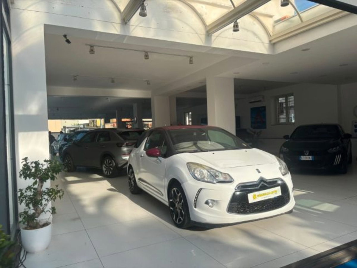 Ds DS 3 Coupé DS 3 1.4 HDi 70 Chic (6)