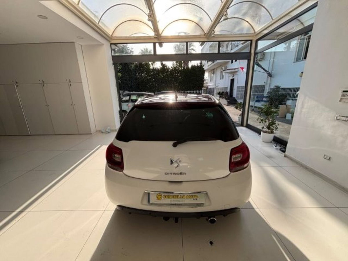 Ds DS 3 Coupé DS 3 1.4 HDi 70 Chic (9)