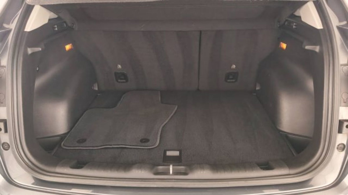 Jeep Compass 1.6 Multijet II 2WD Limited (16)