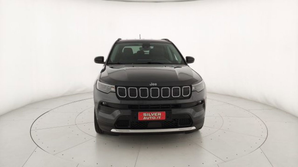 Jeep Compass 1.6 Multijet II 2WD Limited (2)