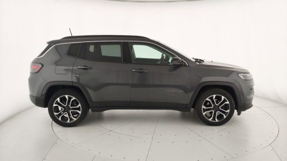 Jeep Compass 1.6 Multijet II 2WD Limited (8)
