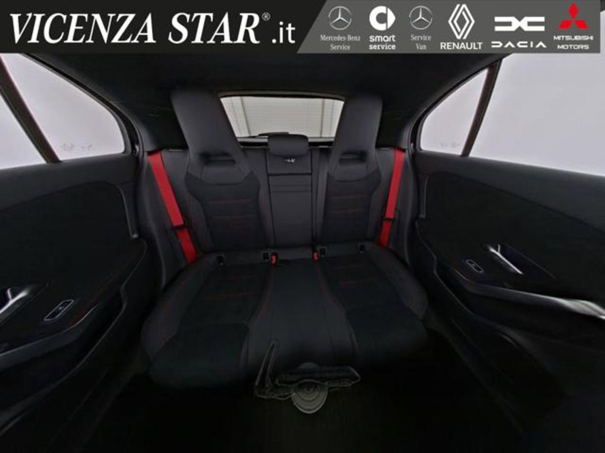 Mercedes-Benz Classe A Sedan AMG 35 AMG Line Premium 4matic auto (5)
