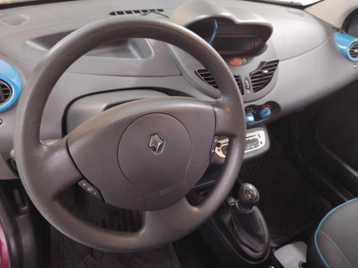 Renault Twingo 1.2 16V Live (6)