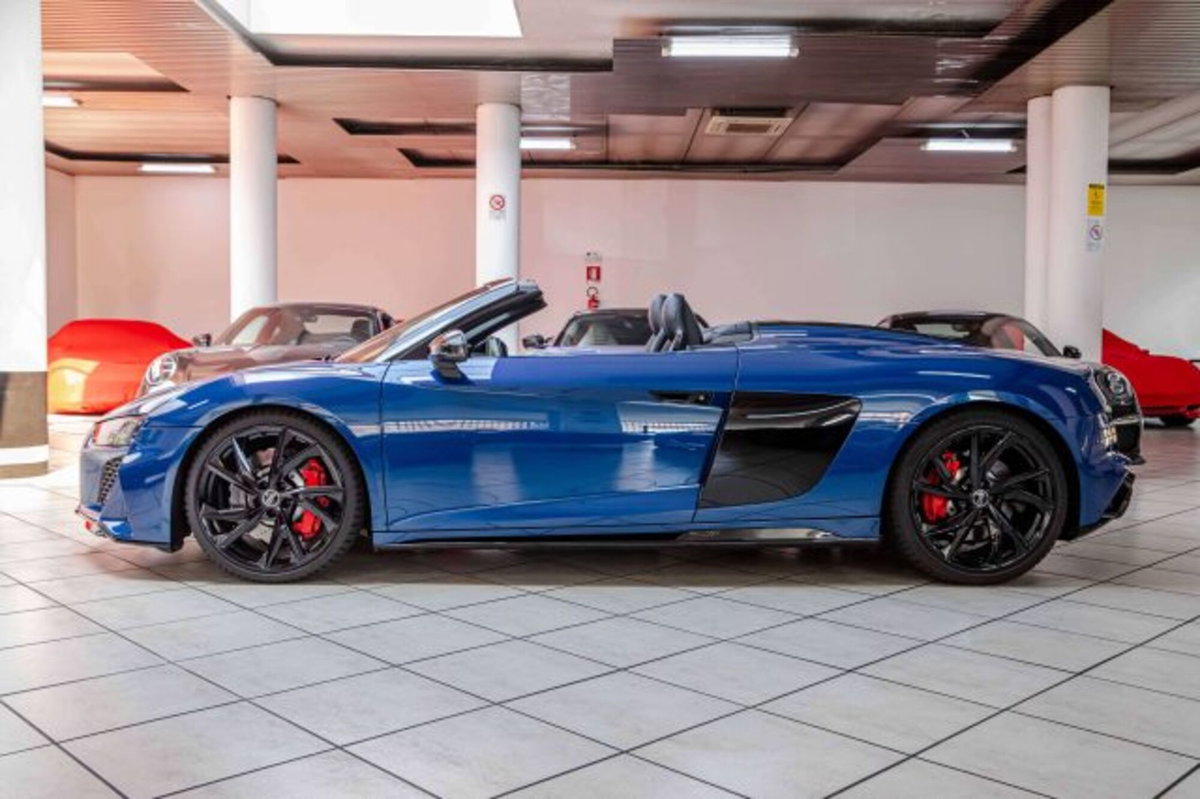 Audi R8 Cabrio Spyder 5.2 V10 performance rwd 570cv s tronic (4)