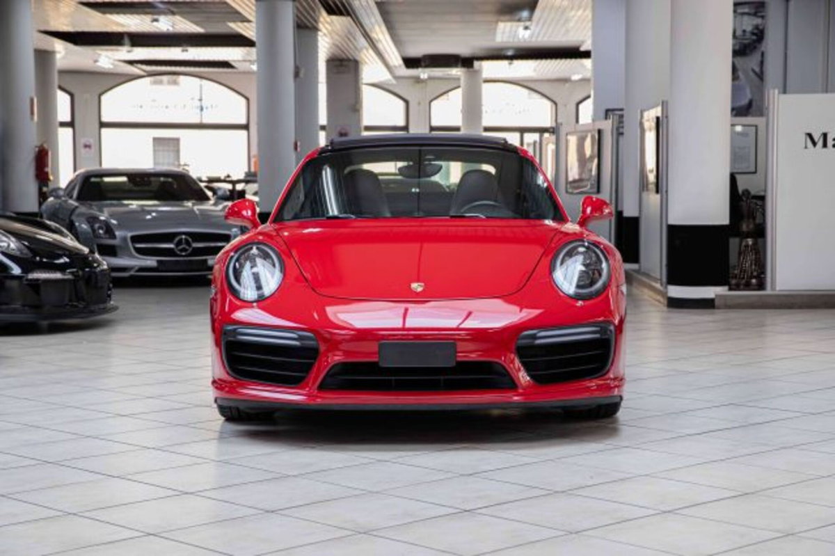 Porsche 911 Coupé 3.8 Turbo S (2)