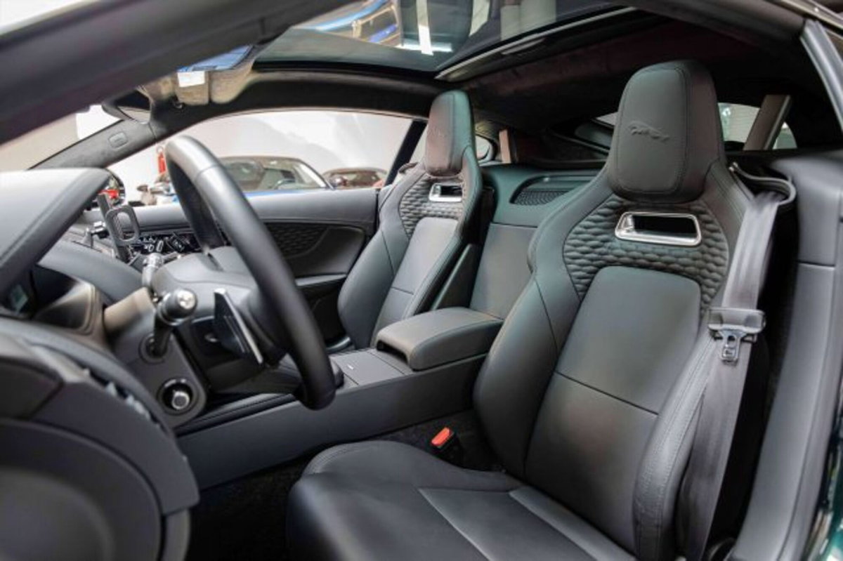 Jaguar F-Type Coupé 5.0 V8 450 CV aut Coupé R-Dynamic Black (10)