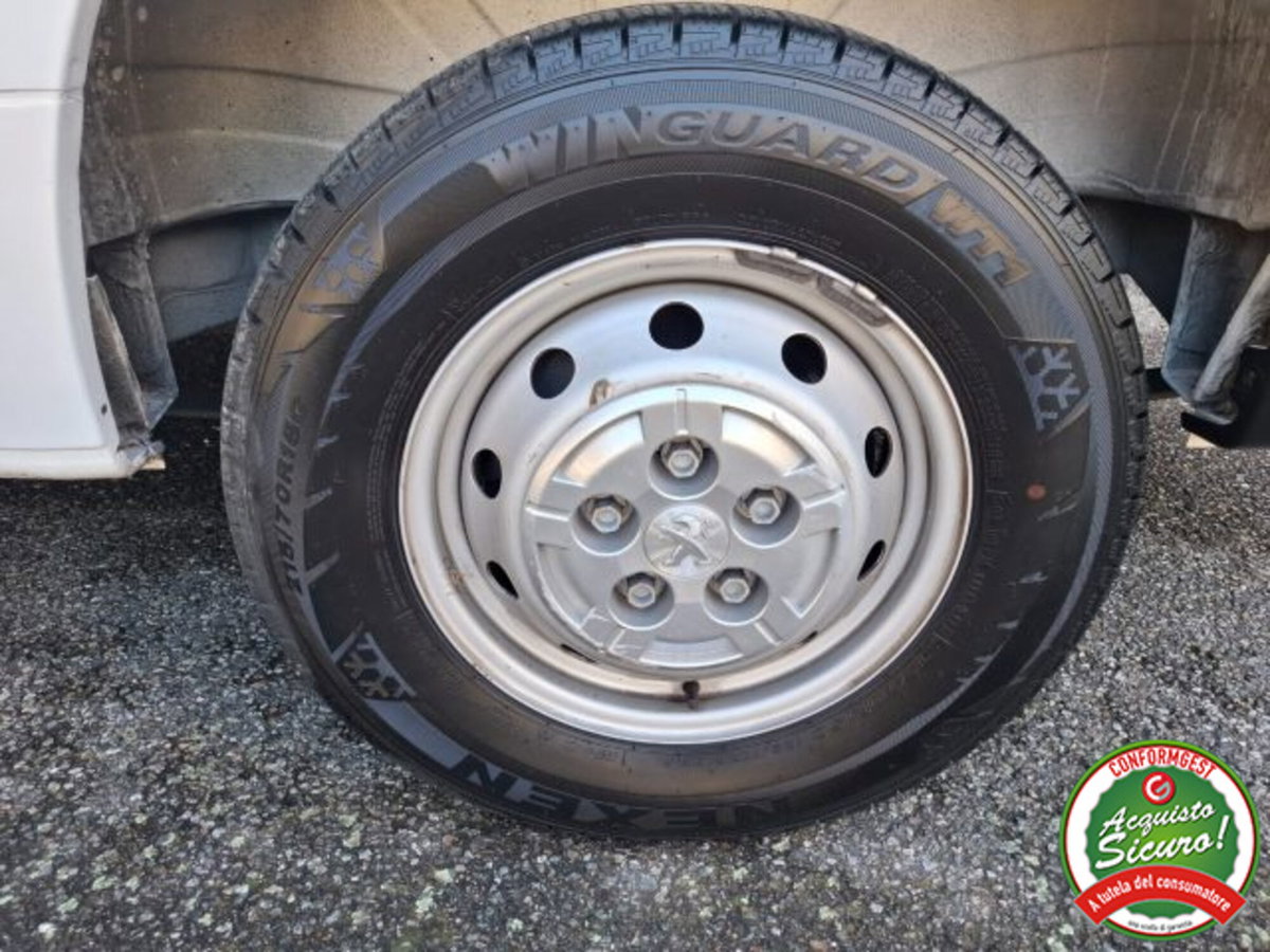 Peugeot Boxer Furgone 335 2.2 BlueHDi 165 S&S PLM-TM Furgone (9)