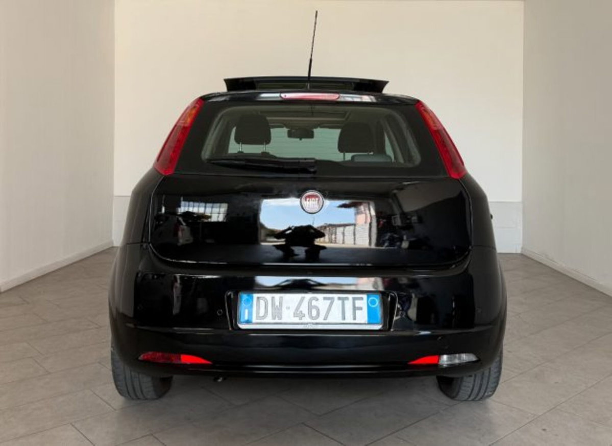 Fiat Grande Punto 1.4 GPL 5 porte Dynamic (6)