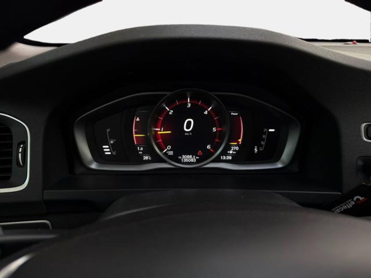 Volvo V60 D2 Geartronic Volvo Ocean Race N1 (10)
