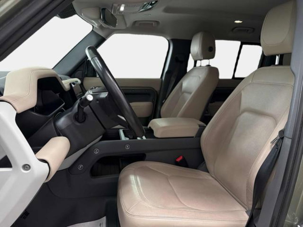 Land Rover Defender 110 3.0d i6 mhev X-Dynamic SE awd 200cv auto (8)